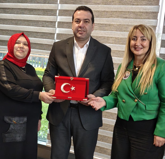 Sinop Amazon Kadınlar temsilcilerinin gerçekleştirdiği bir görüşmeden fotoğraf